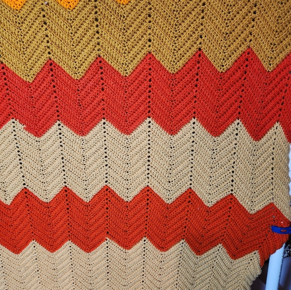 Vintage Crochet Ripple Blanket Orange Red Brown Handmade - Picture 4 of 4